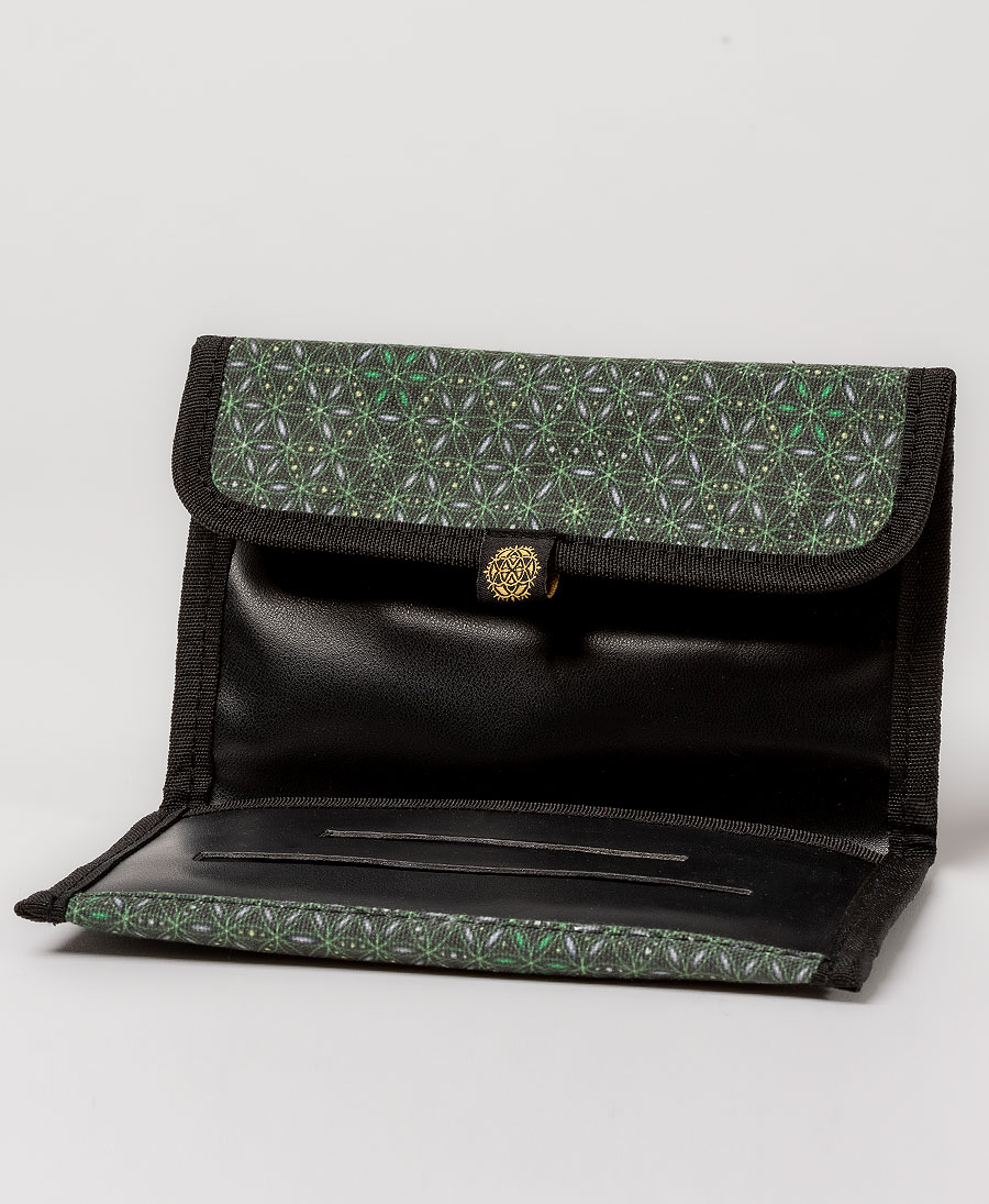 tobacco pouch 