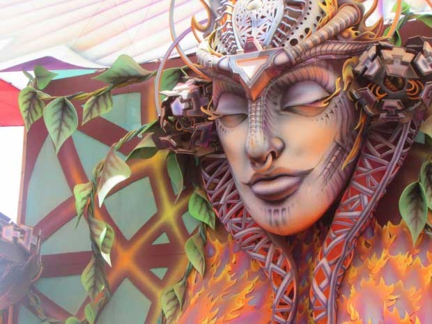 psychedelic-trance-festival-fashion-clothing-daniel-popper-boom-festival-2014-venus